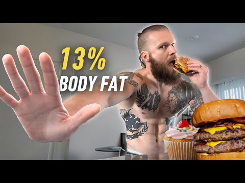 How to get abs eating whatever you want [Full breakdown, No cardio needed]