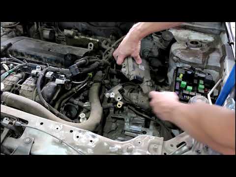 Замена двигателя на Mitsubishi ASX Мицубиси АСХ 1,8 2013 года 1часть