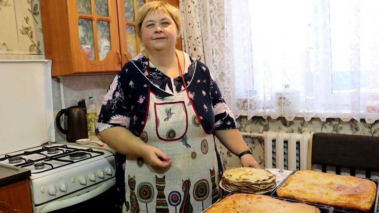 Пеку пироги с минтаем и фаршем помянуть маму
