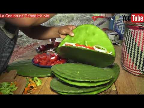 🇲🇽😀❤️Así se preparan unos nopales rellenos de quesillo en la brasa