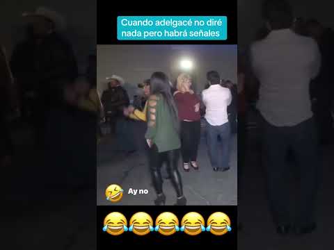 Se le cayó el pantalón #fiesta #humor #feedshorts #shortsfeed #shorts #viral #feed #shorts #short