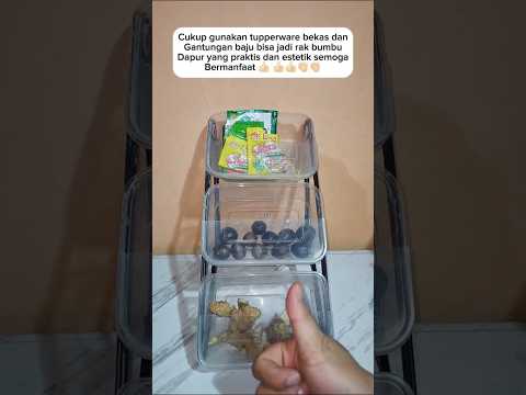 Cukup gunakan tupperware bekas dan gantungan baju bisa jadi rak bumbu #shorts #diy #viralvideo #fyp