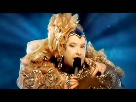 VERKA SERDUCHKA — Я попала на любовь (Official Video)