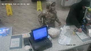 ARMED ROBBERY CAUGHT ON CAMERA‼️🚨CAN YOU IDENTIFY THESE  SUSPECTS?  SMITH'S STATION, AL.