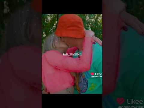 Но а младшая верила в любовь