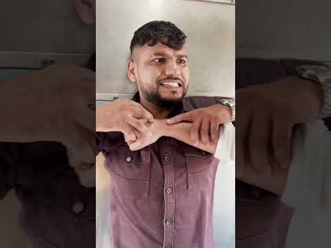 TC ne pakda chain snatcher ko #railway #ticketcollector #train #shorts