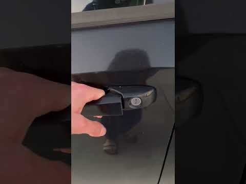 COMO abrir LA PUERTA del carro cuando está TRANCADA😳 #shorts #parati