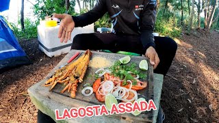 PESCANDO E PREPARANDO UMA LAGOSTA NA BEIRA DA PRAIA
