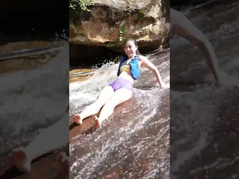 ไสด์ลงมาเลยยย #พูดคุย #funny #สายฮา #ตลกๆ #waterfall #comedy #คู่ฮา
