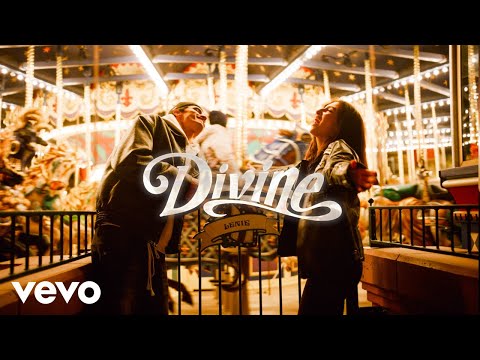 Lenie - Divine (Clip officiel)