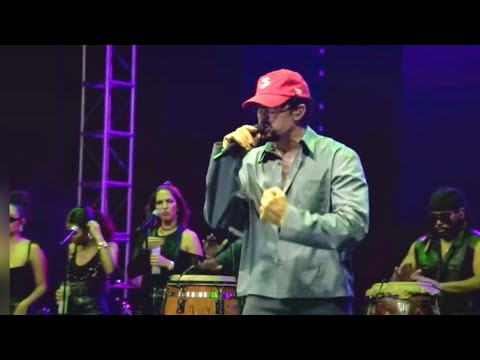 BAD BUNNY - FESTIVAL DE LA ESPERANZA 2024 ( UN VELITA )