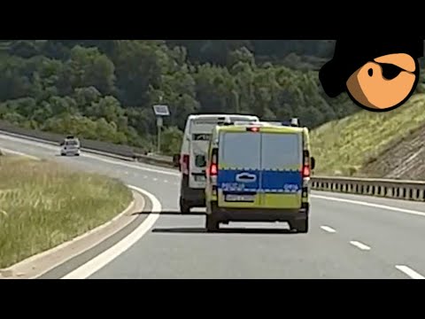 Bandyci w niebieskich mundurach na Zakopiance