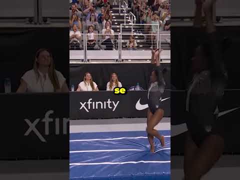 Simone Biles saludó al público… por accidente 😅