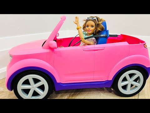 BARBIE Vacation Routine ! Barbie Packs her Suitcase for Vacation