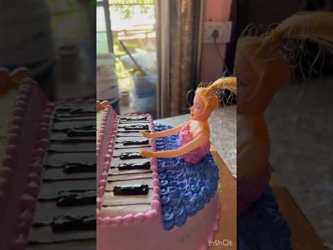 Piano🎹बजाने वाली Doll👸#dollcake #piano #viral #trending #shortvideo #shortsfeed #youtube #shorts