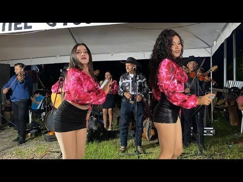 El.cariñito voz Karen y su Atardecer Tropical 🇸🇻🎻
