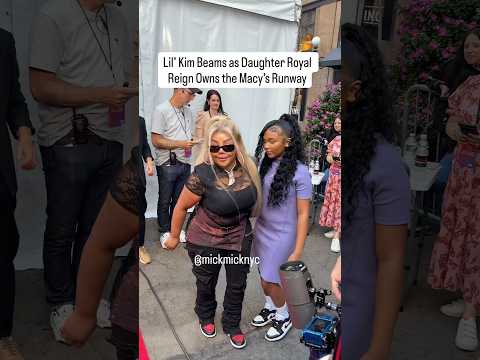 Lil’ Kim Beams as Daughter Royal Reign Owns the Macy’s Runway 🥰❤️