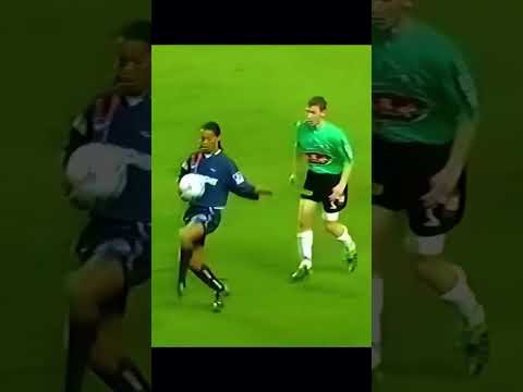 #skills #footballskillschallenge #soccerskills #neymar #ronaldino #footballskills
