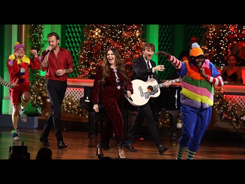 Lady A - What Christmas Means To Me - CMA Country Christmas 2023
