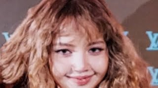 Celebrity Tarot: Pedri, Lisa in Blackpink, oracle card