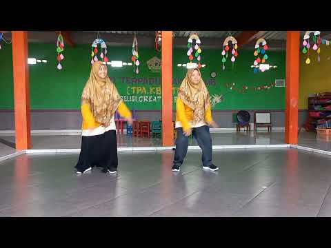 TARI QOLBI FIL MADINAH UNTUK PENTAS ANAK PAUD
