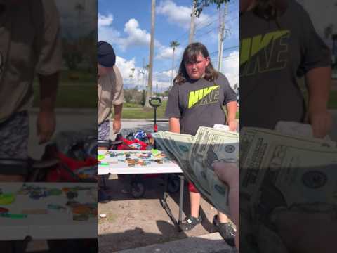 Buying Out All Products at Small Daddy and Daughter Keychain Business