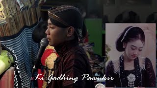 TUMPLEK BLEK GADHING PAWUKIR NDALANG KABEH MERINDING RUH GAYANE