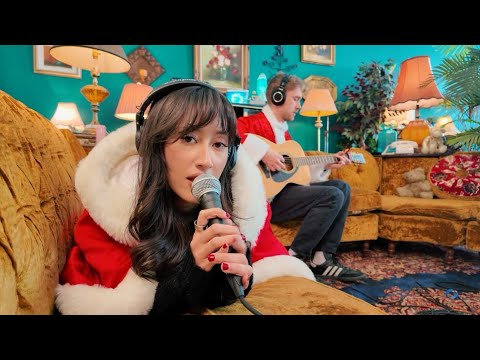 santa doesn’t know you like I do - Sabrina Carpenter cover by Alex Porat