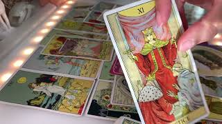LEO♌ HAY UNA FUERTE ATRACCION ENTRE TU Y ESTA PERSONA😍🔥 MIRA LO QUE EL FUTURO LES TIENE PREPARADO‼️