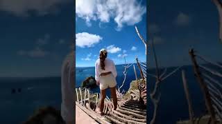 Sometimes you gotta let your friend do the work 😝 #insta360 #videography #fake #fpvdrone #shorts