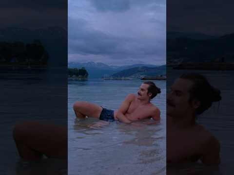 Naked in the blue 🎶🏊♂️