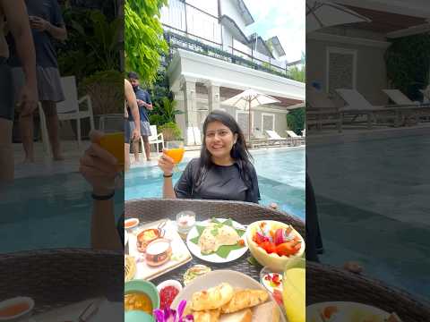 Aaj Humne Kiya Pool Breakfast