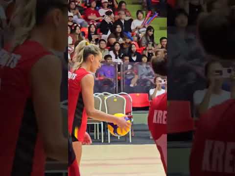 Spin ปั่นก่อนเสิร์ฟ สุดมั่น #วอลเลย์บอลหญิง #volleyballworld #volleyballplayer #volley #fivb