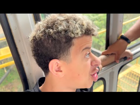 LUQUINHAS ANAO DESMAIA DENTRO DO BONDINHO