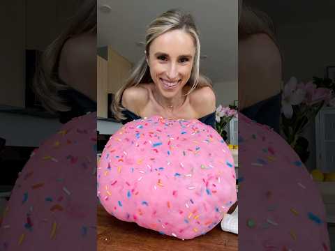 Pink funfetti bagels AND homemade rainbow sprinkle cream cheese 🩷🧁 #bagel #baking #sourdough