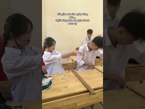 Ngồi với Crush giờ phải block à :))