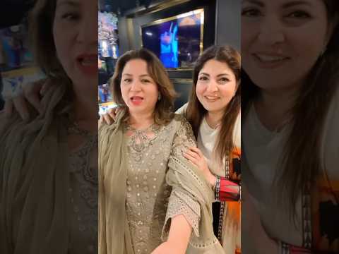 Soota da shooq😁😁 @spicevillageofficial  dinner with shagufta Ijaz #beeta #shaguftaejaz
