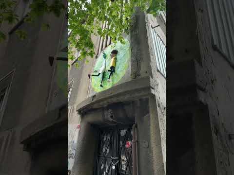 Şişli'deki Rick and Morty portalı