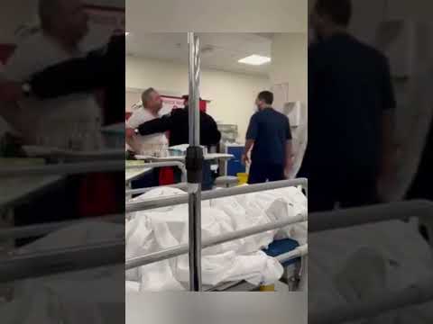Napoli, litiga con il medico all'ospedale del Mare