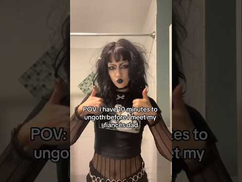 i was ZOOMING#fyp #goth #tradgoth #gothmakeup #tradgothmakeup #foryou #viral #trending #video