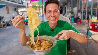 I Ate Everything at Bangkok’s Legendary Duck Noodles!! (Best Thai Street Food)