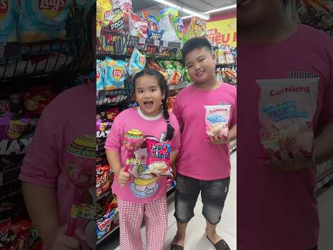 Chỉ được mua 3 món bánh kẹo 🍬 🍭 màu hồng thôi nha 😂❤️#funny #shortvideo