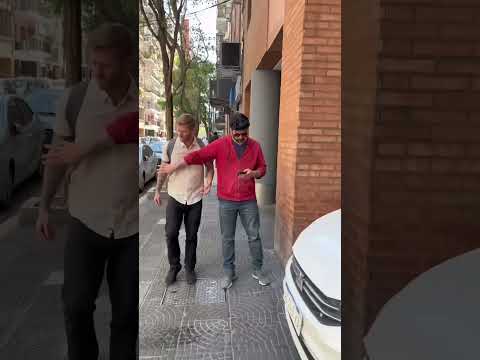 Gringos va argentinos en la ciudad #argentina