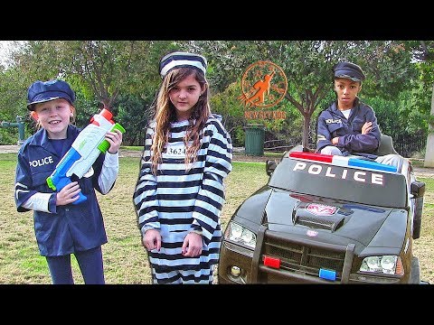 Little Heroes Super Episode - The Kid Cops, The Fire Engine and The Police Car