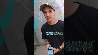 Jay dělá palm flip v opuštěném místě 🤸‍♂️