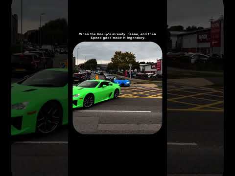 Supercar convoy turns legendary when Bugatti shows up