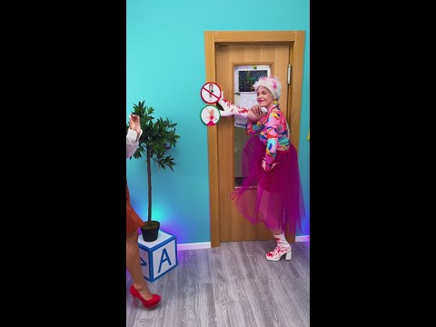 O nie! Jak pilnie naprawić sukienkę #shorts #funny #skits