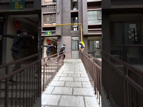 Fastest Parkour Speed Climbing