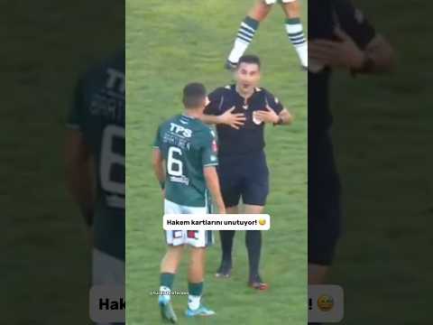 Hakem Kartları Unuttu! #HakemAnı #KartKrizi #UnutkanHakem #FutbolKomedi #SahadaŞaşkınlık #FutbolŞov