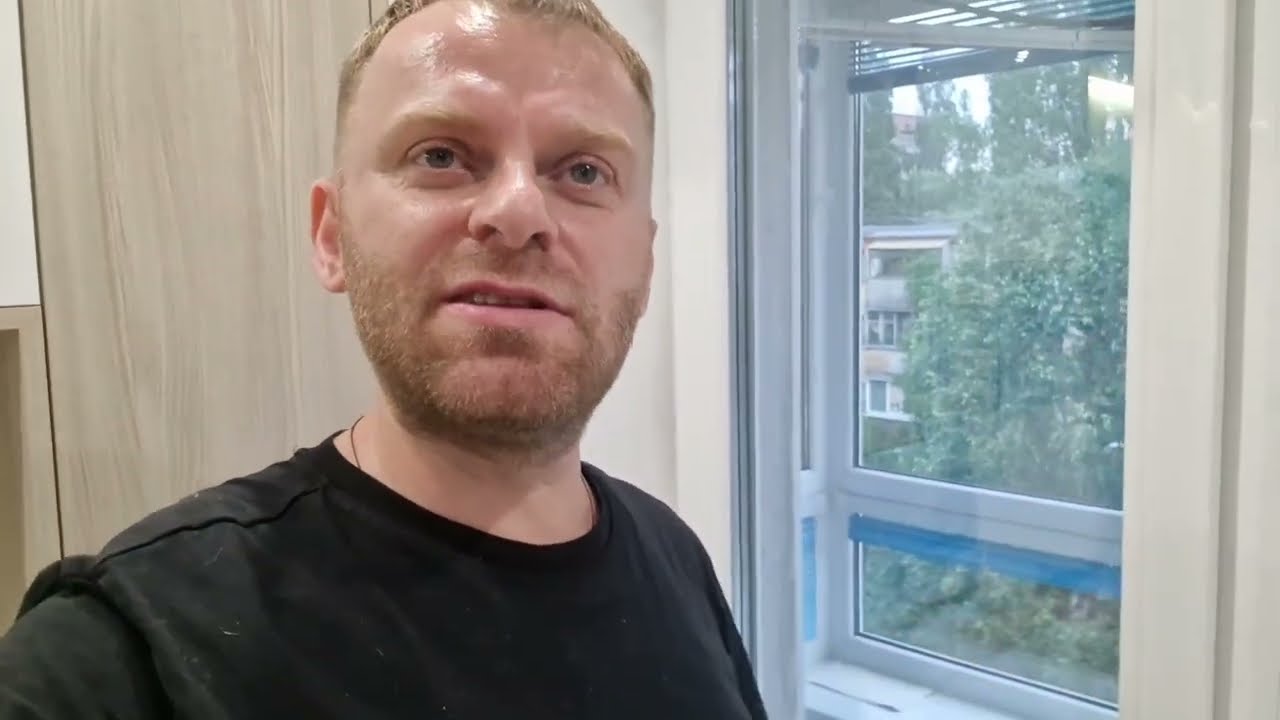 Вернулся домой мама скрытой камерой ест запрещенку